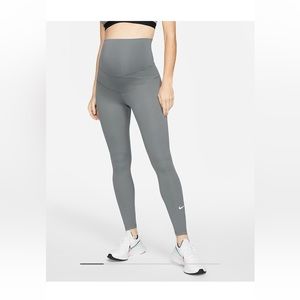 Nike ONE maternity leggings XS